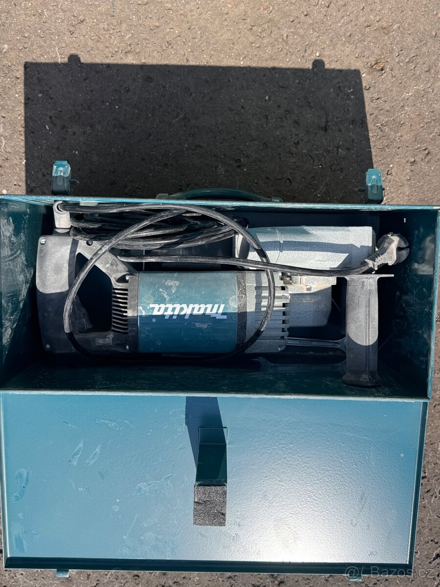 Drážkovacka MAKYTA SG150 - 2