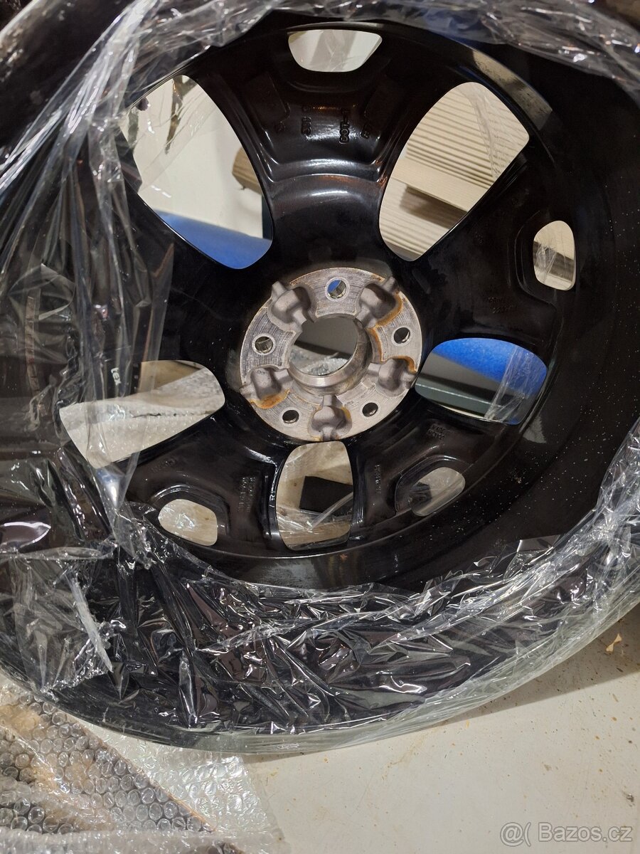 Jeep Compass 18" originální disk - 2