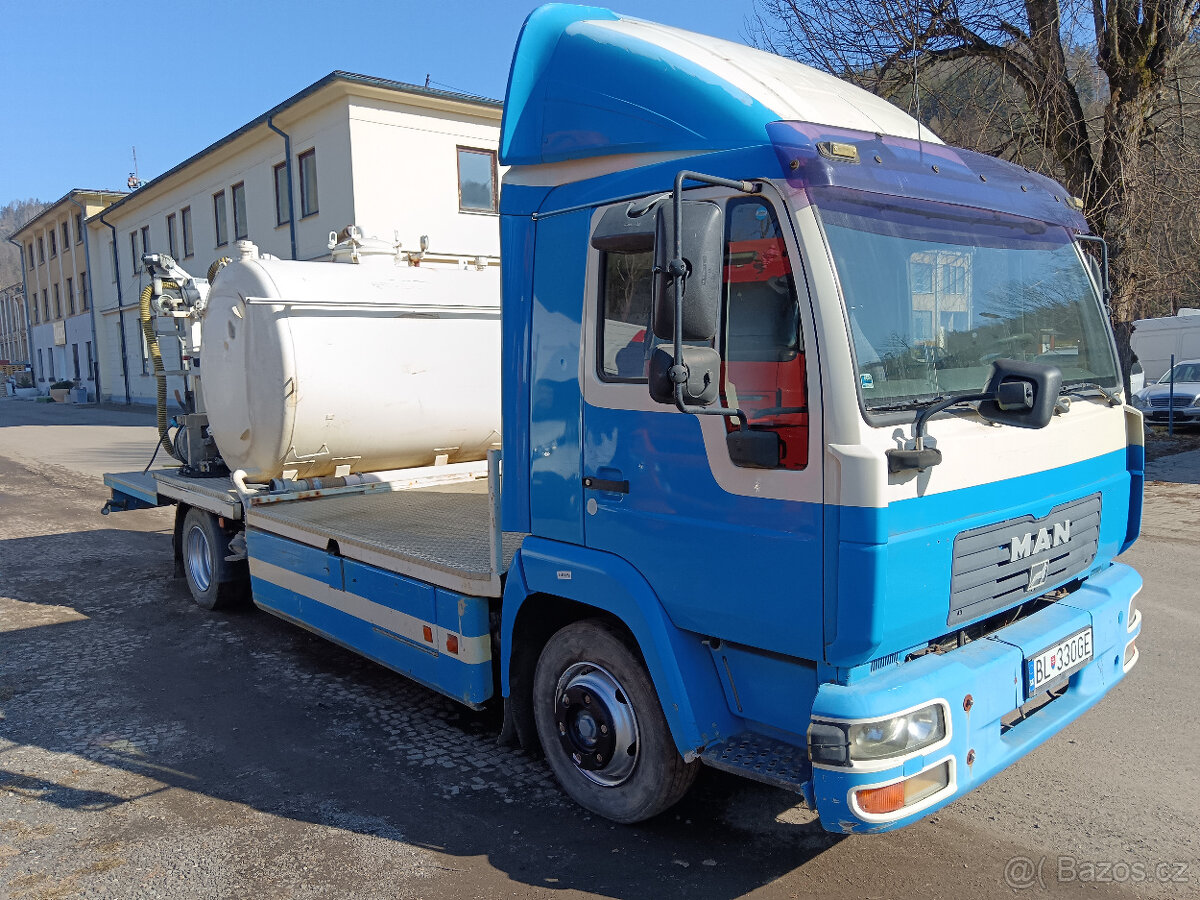 MAN LE 8.180 FEKÁL TOI TOI - 2