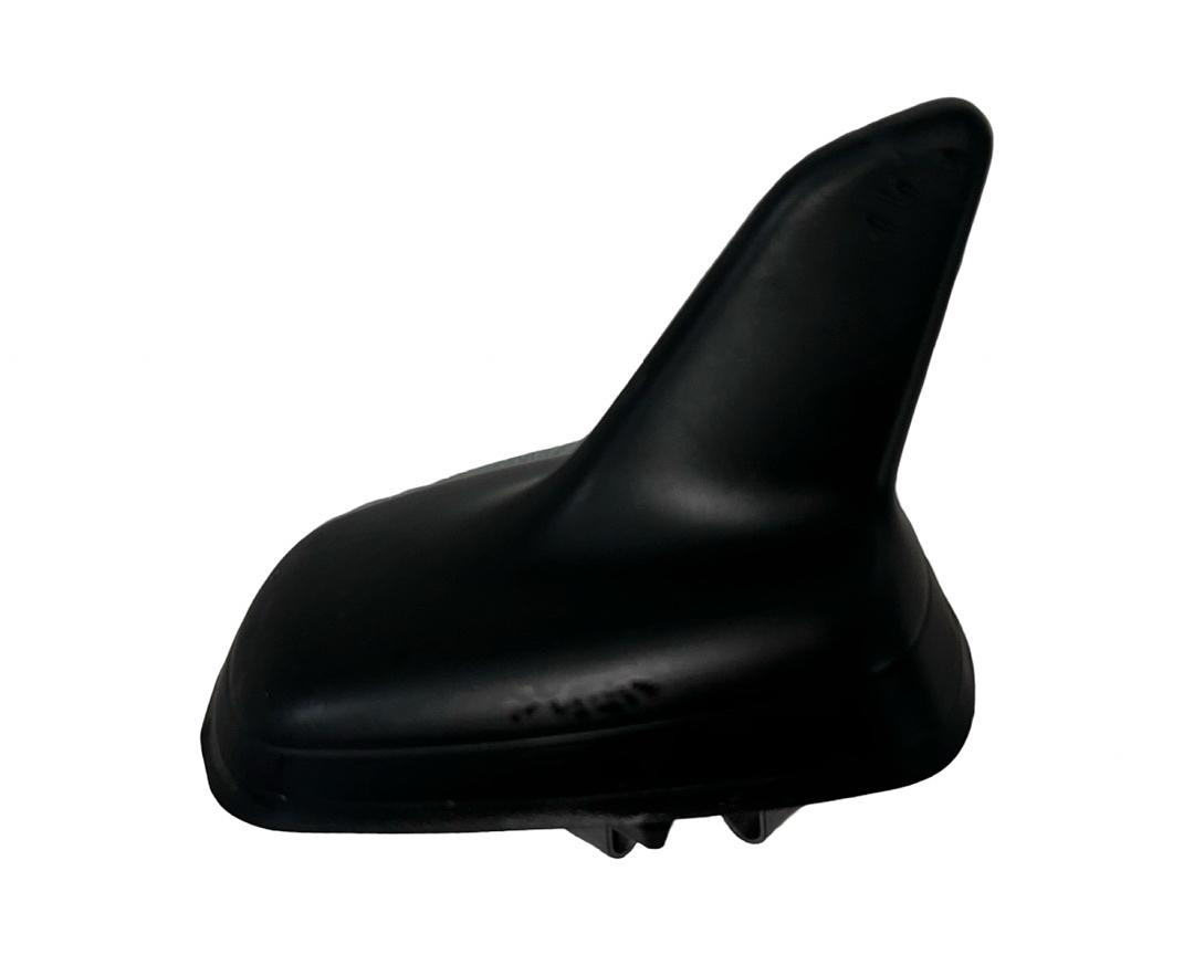 Anténa střešní žralok 5Q0035507S VW Passat B8 r.v. 2017 - 2