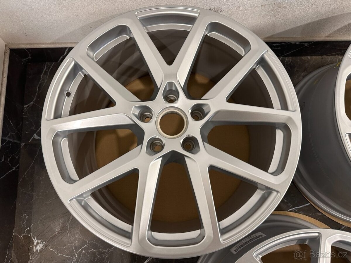 origo alu kola r21 5x130 Porsche 976 Panamera - 2