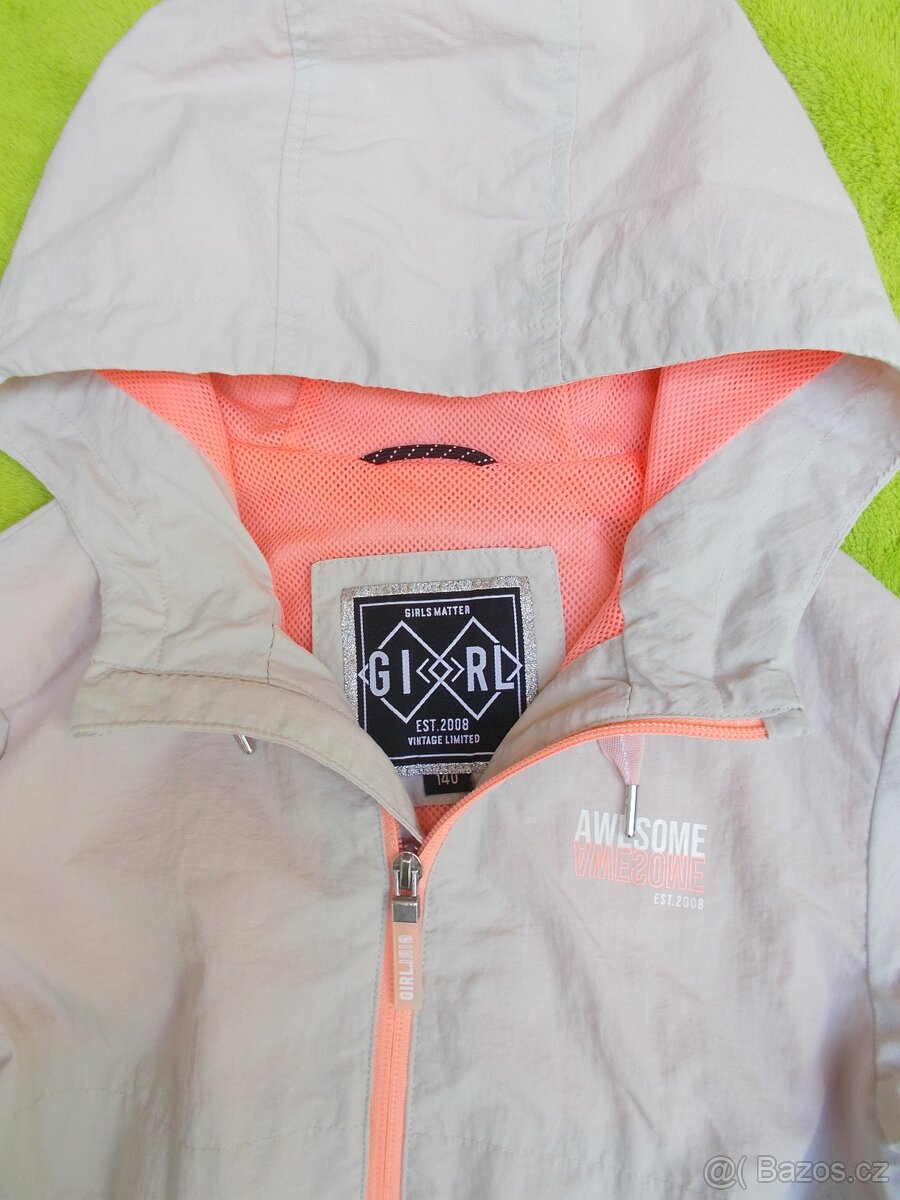 Krásná jarní bunda C&A vel.140 - 2