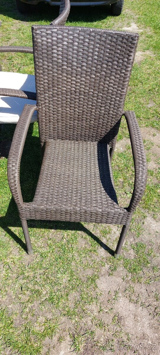 Zahradní nábytek - 2