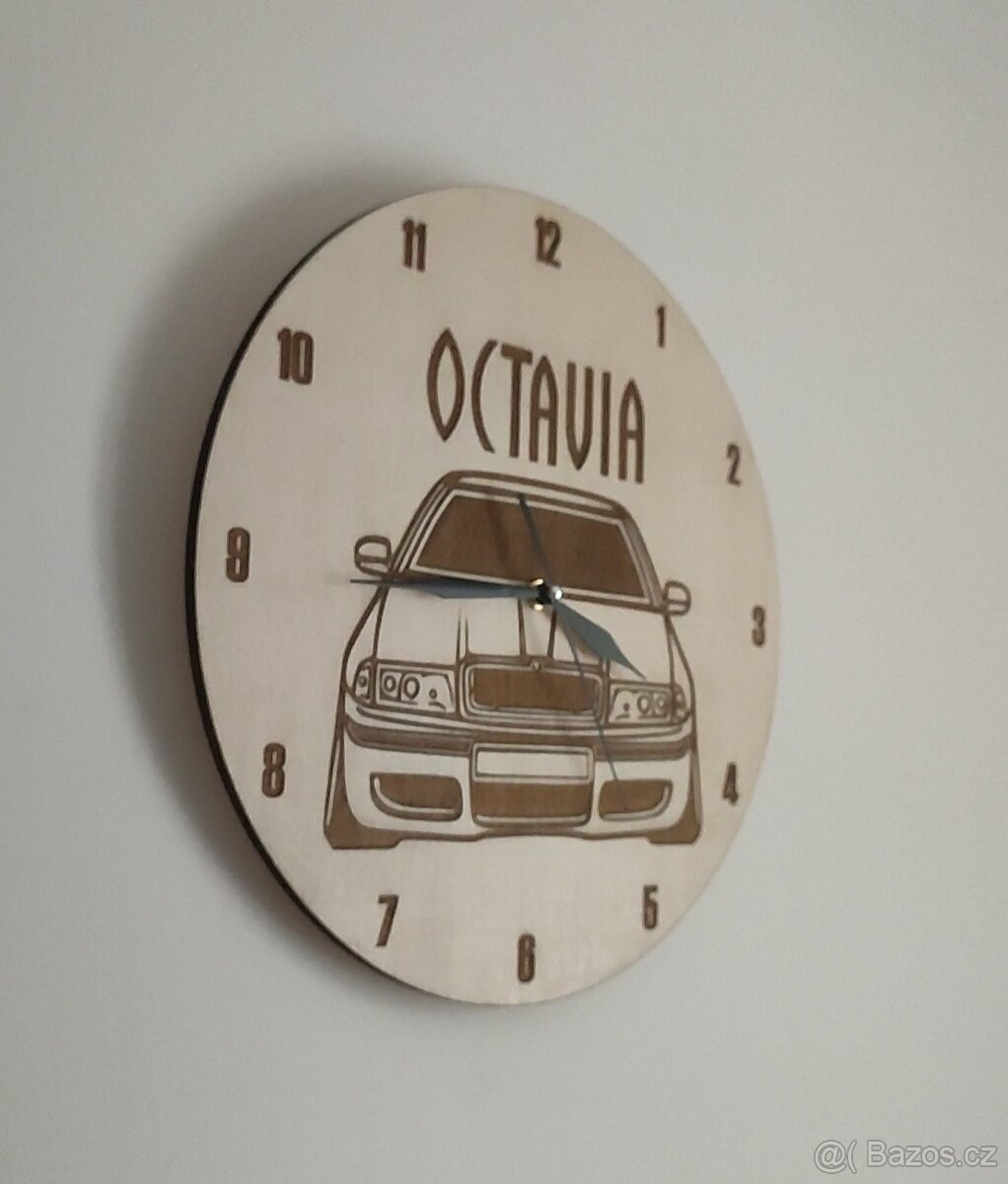Nástěnné hodiny škoda Octavia - 2
