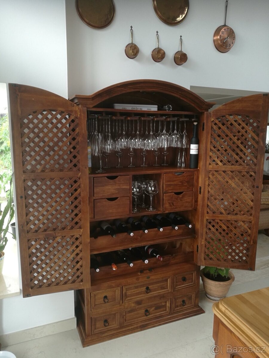 Vinotéka rustikální - 2