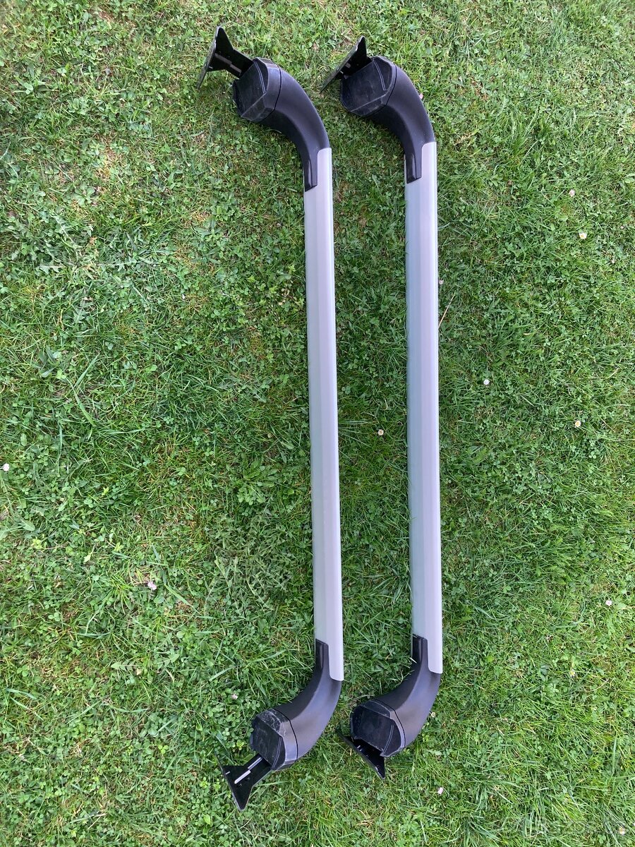 Střešní nosiče (příčníky) Toyota Corolla - 2