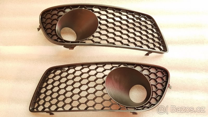 Mřížka předního nárazníku Seat Leon Cupra R - Nové - 2