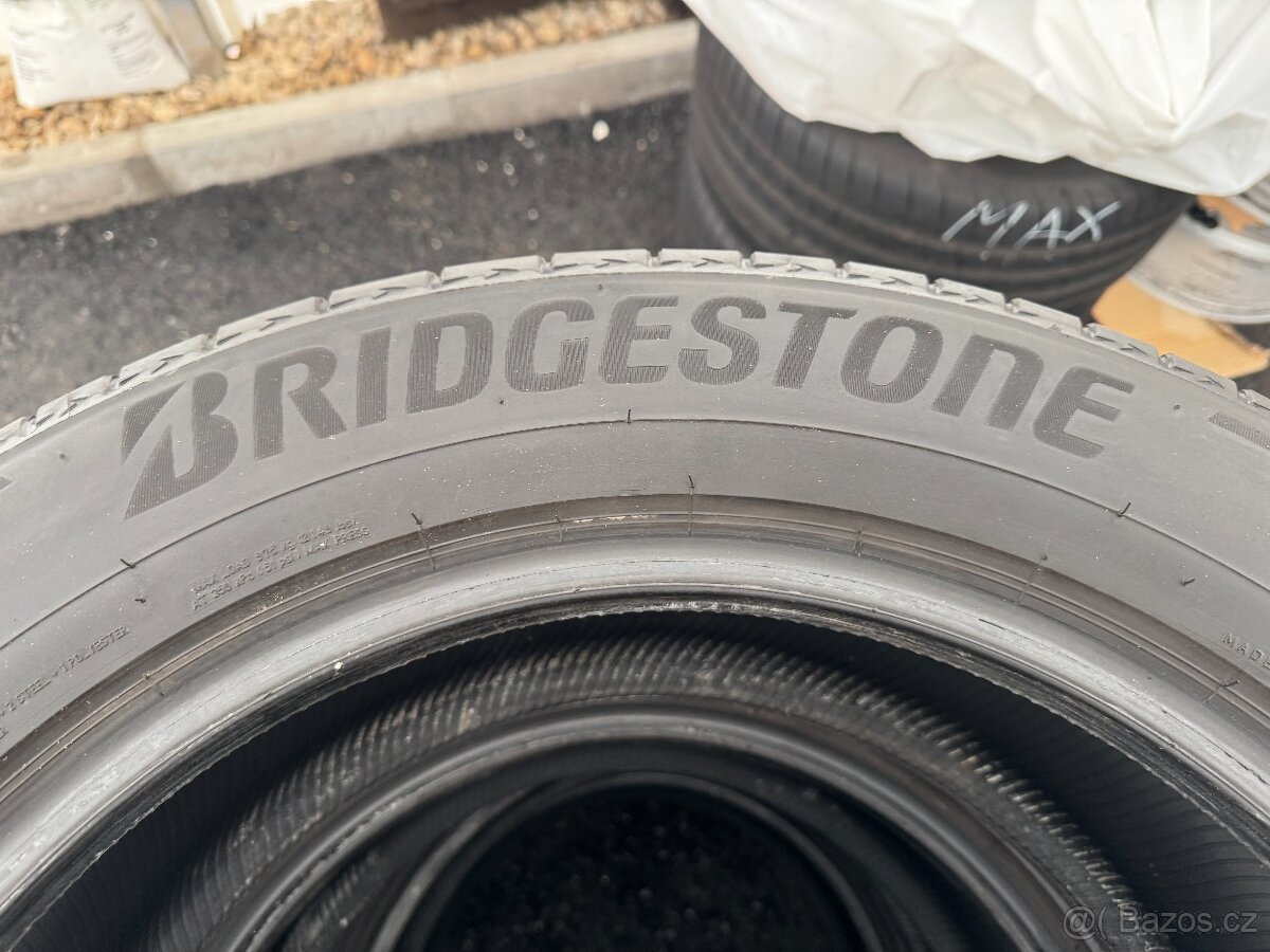 Letní Pneumatiky/Gumy/Pneu 255/55R19 BRIDGESTONE - 2