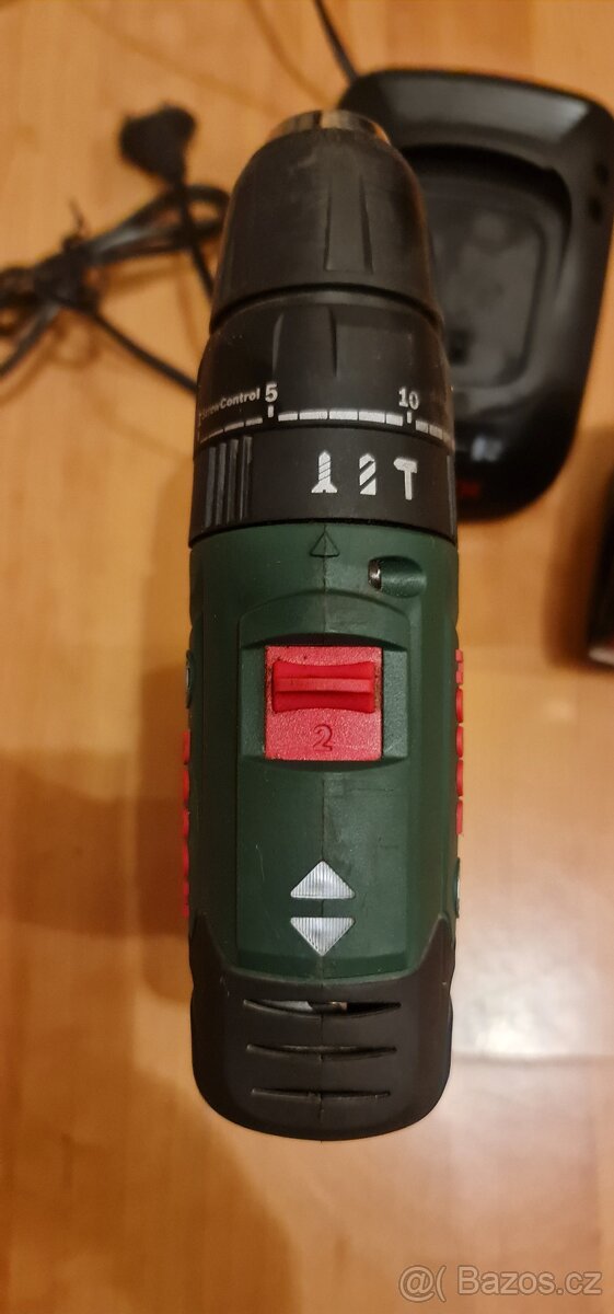 Aku vrtacka Bosch s priklepem - 2