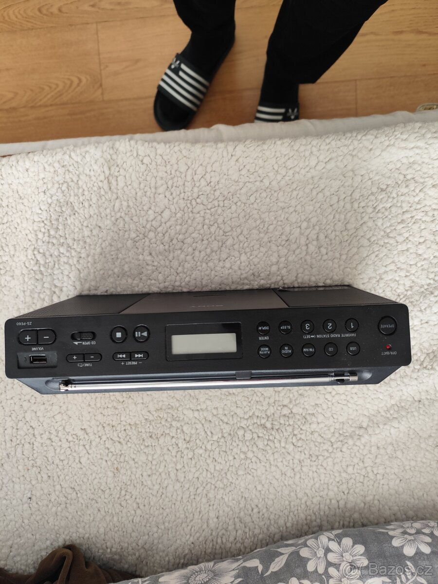 SONY rádio s CD. - 2