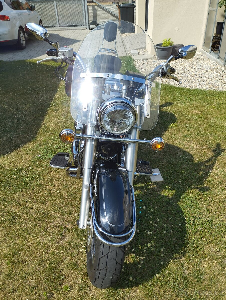 YAMAHA DRAGSTAR 1100 - 2