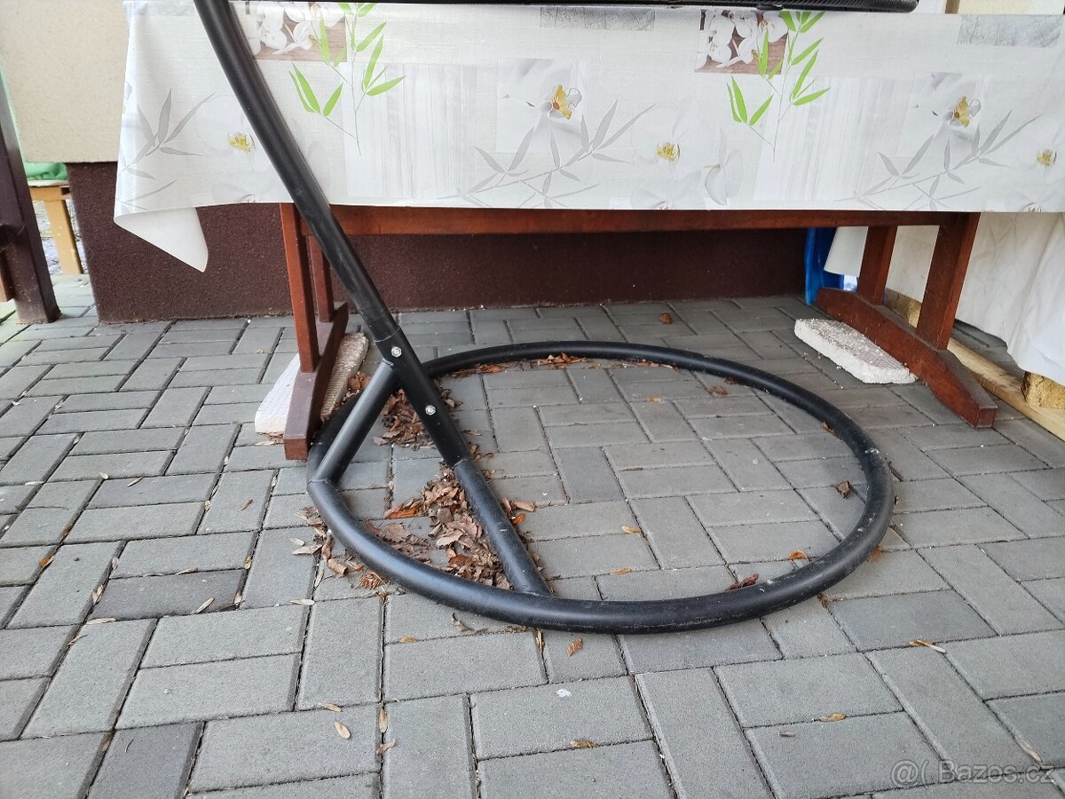 Prodám zahradní houpačku - 2