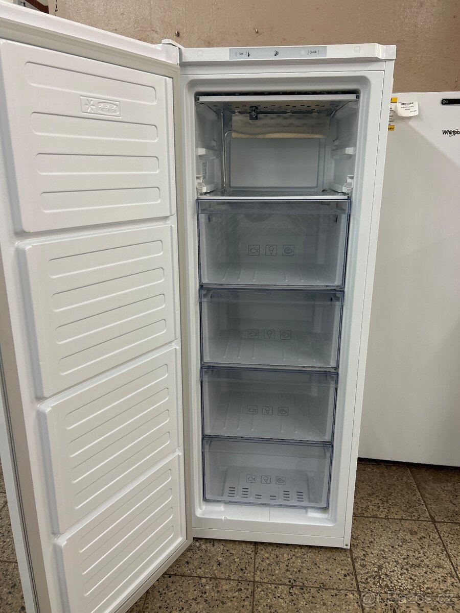 Mrazák Beko 145 cm - 2