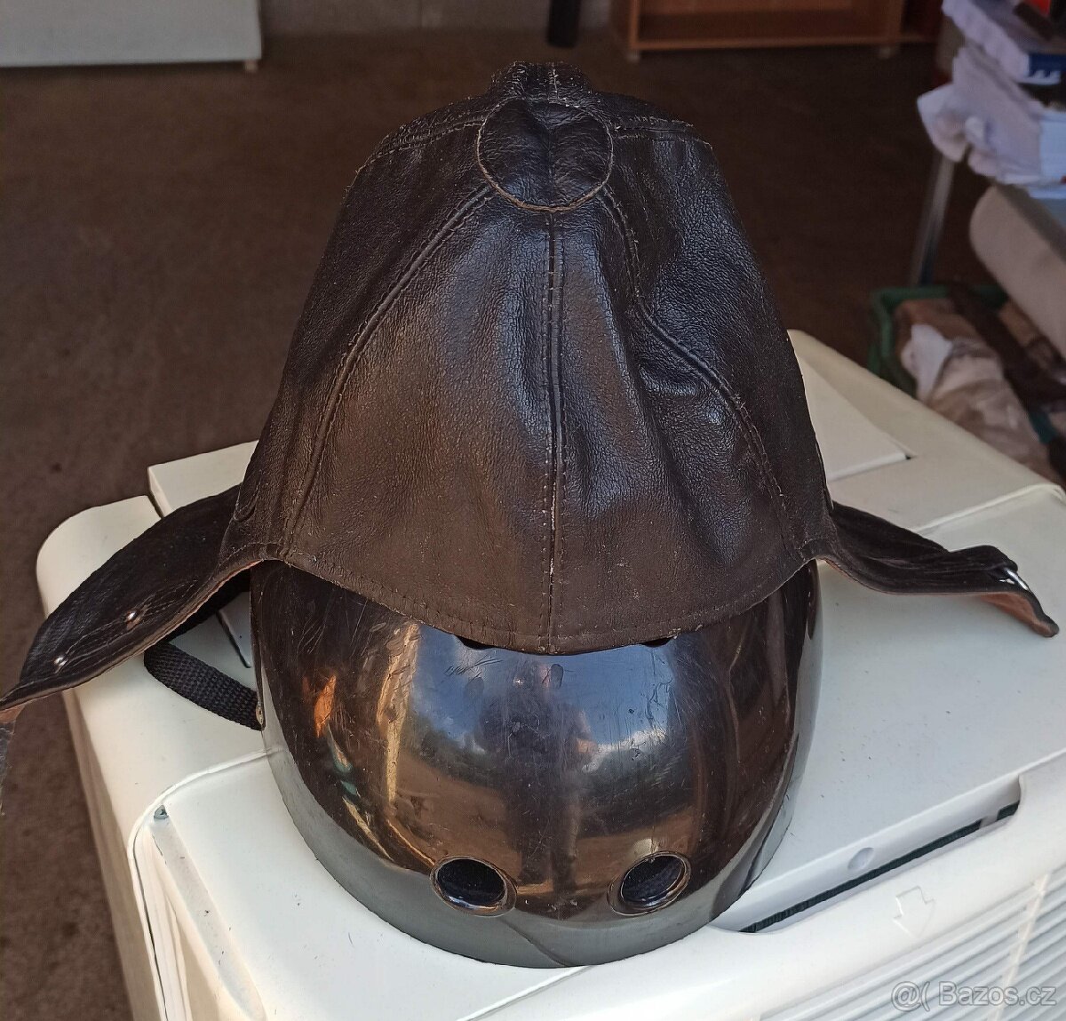 kožená helma na motorku - 2