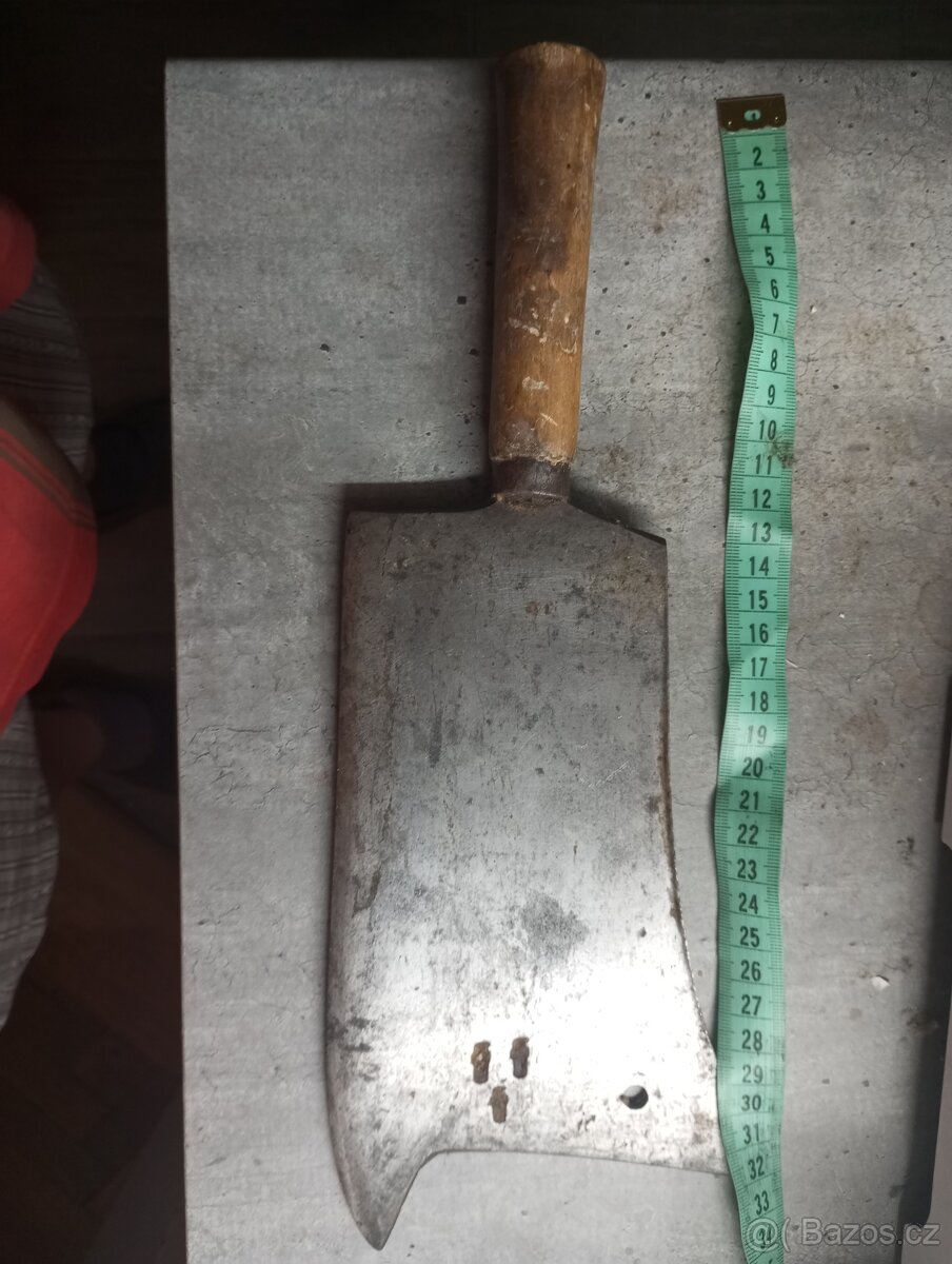 Sekaček na maso cca z roku 1930 - 2
