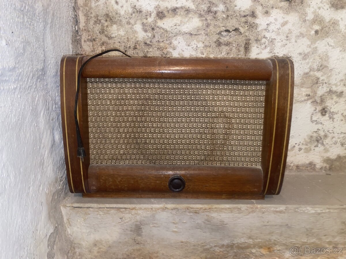 Starožitný reproduktor - 2