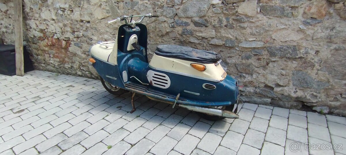 ČZ 175/501 skútr prase - 2