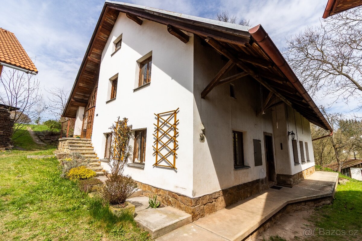 Prodej rodinného domu 171 m², pozemek 3578 m² Lukavice - 2