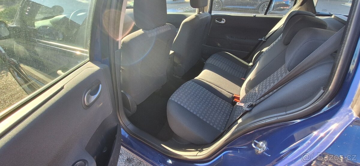 Megane II 2008 1,6 16v 136xxx km - 2