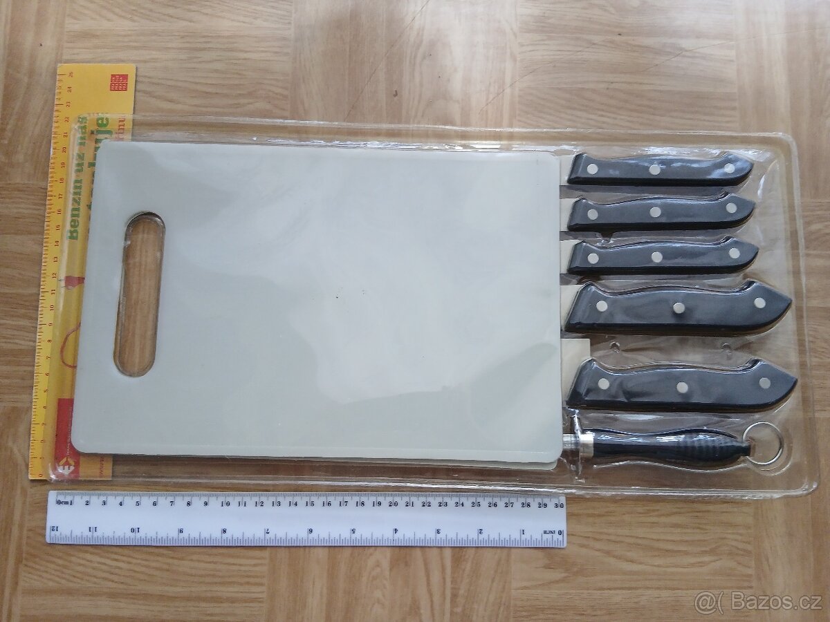 Nože, prkénko, brousek, nové - 2