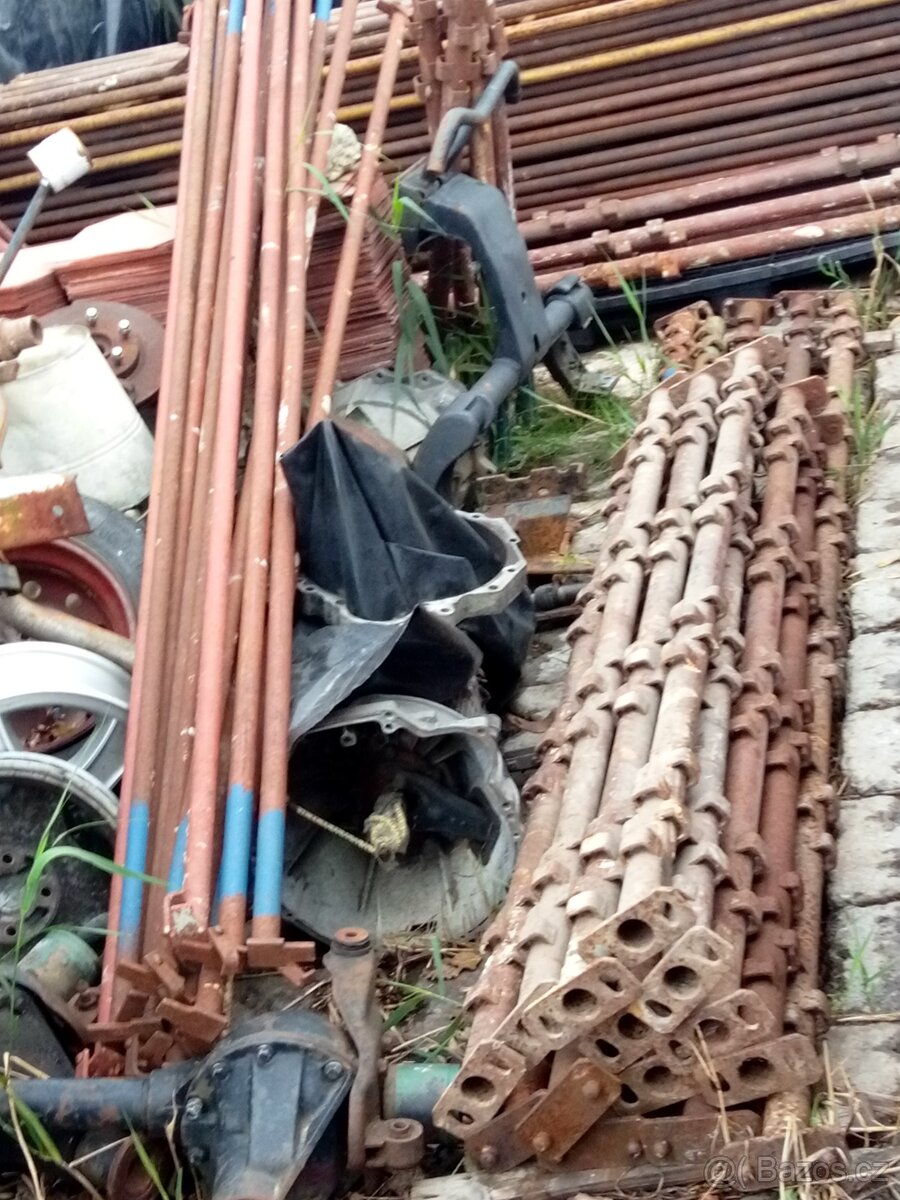 Haki lešení, lešení, háky lešení - 2