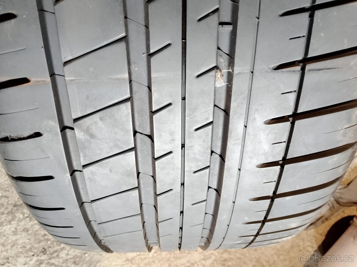 205/45/17 245/45/18 235/40/19 275/30/20 295/40/21 kusovka - 2
