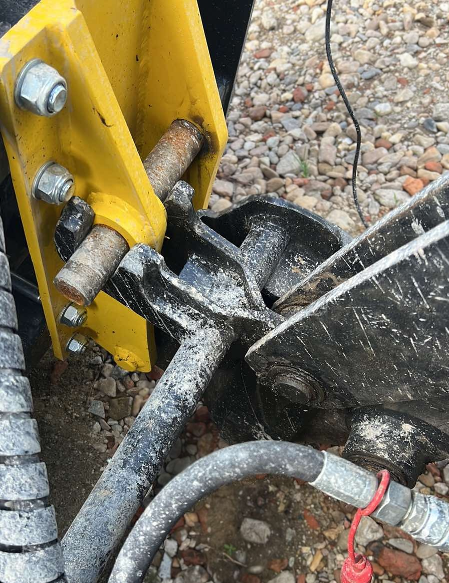 Rychloupínač, paletové vidle CAT, caterpillar 428, 432, 444 - 2