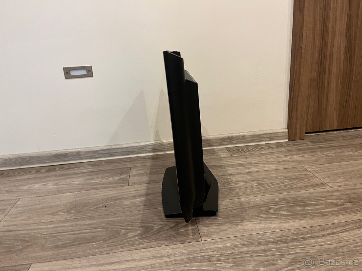 Televize 22 palců 56cm - 2