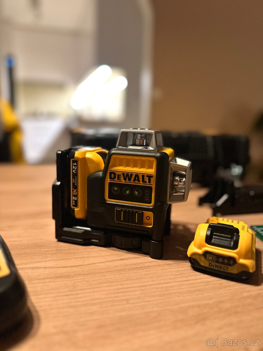 DeWalt laser 360 stavební - 2
