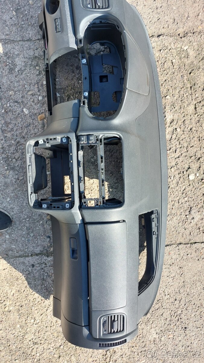 Palubní deska Škoda Fabia II,Roomster - 2