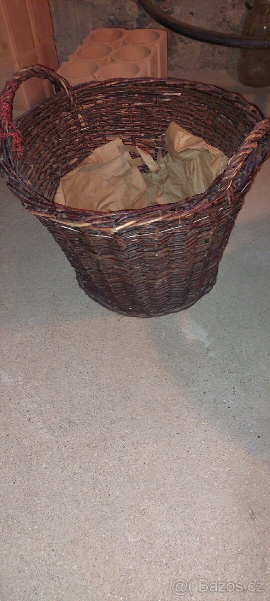 dekorace na chalupu- ošatky,keramika,košíky,atd - 2