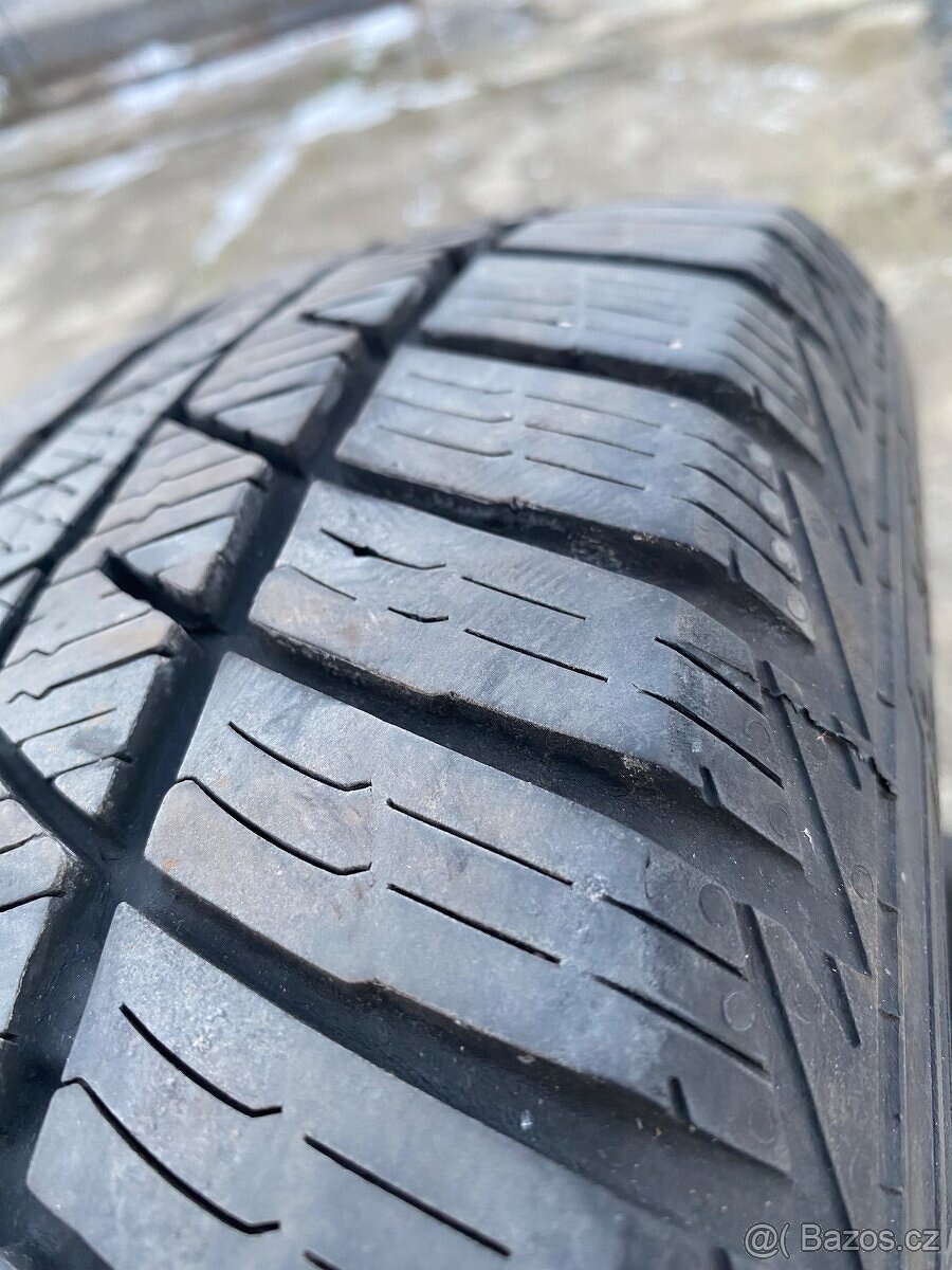 Zimní 185/65R15 Barum Polaris 5 - 2