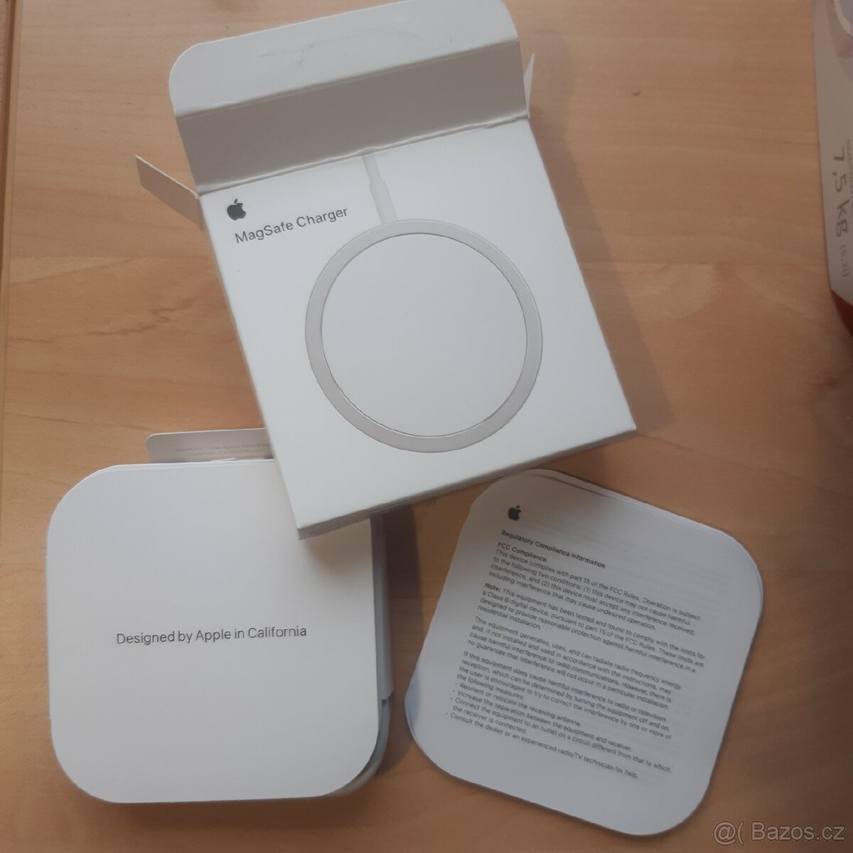 Prodám nabíječku Apple A2140 original nová - 2