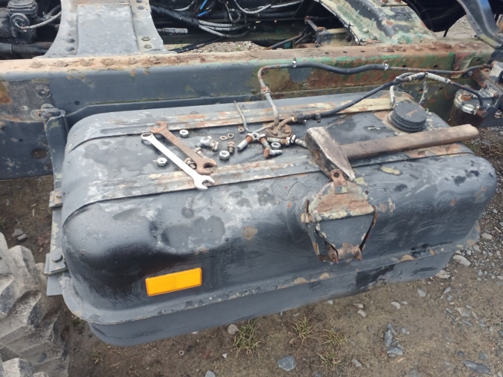 díly v3s m6 nosič kontejnerů - 2