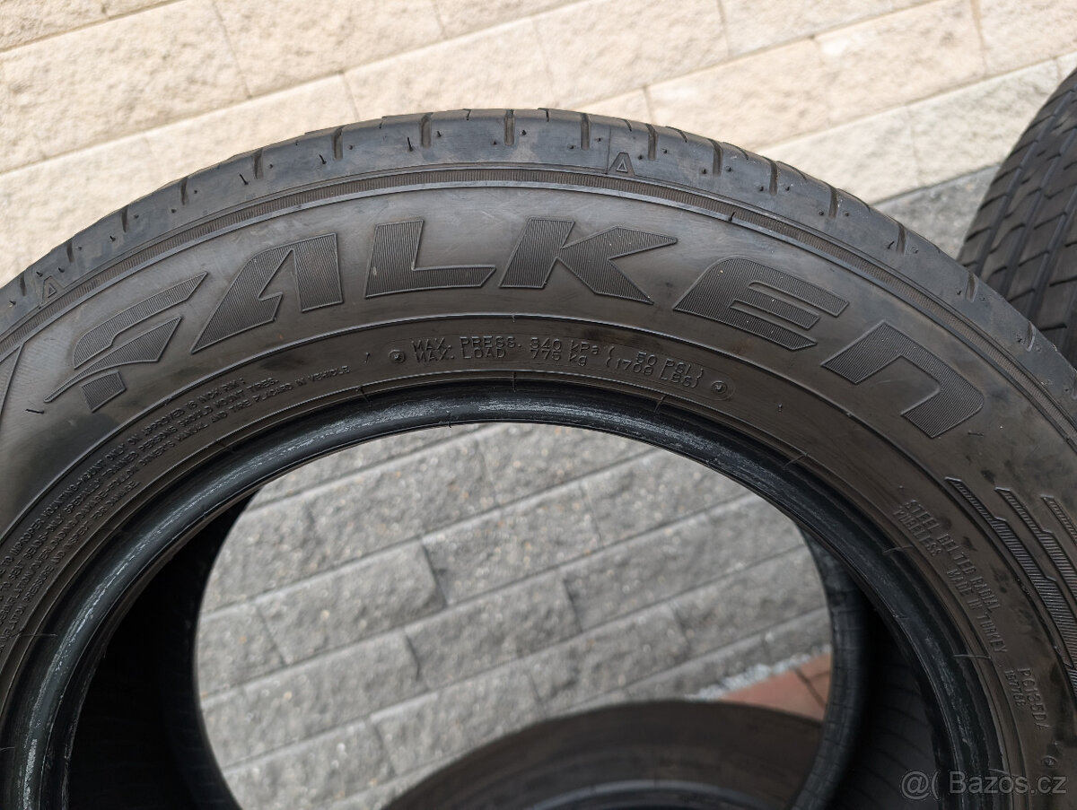 Pneu letní 215/60 R16 - 2