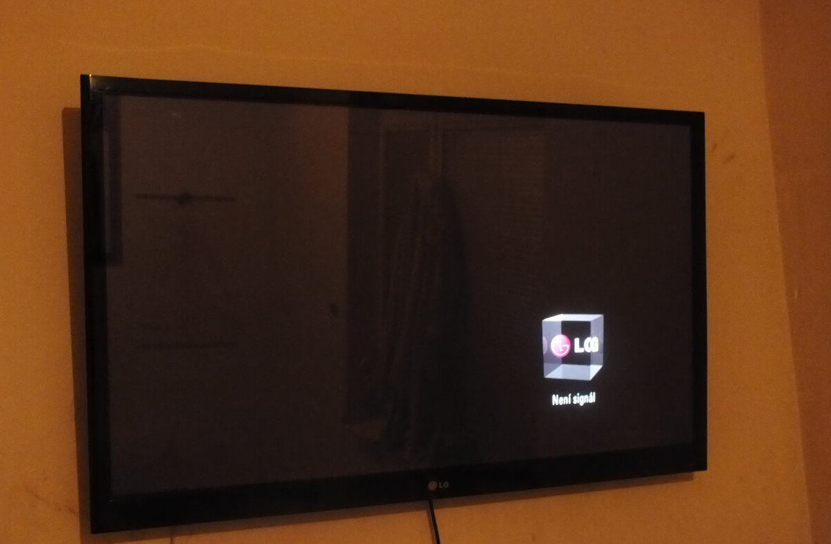 Televizor LG FULL-HD 50' - 2