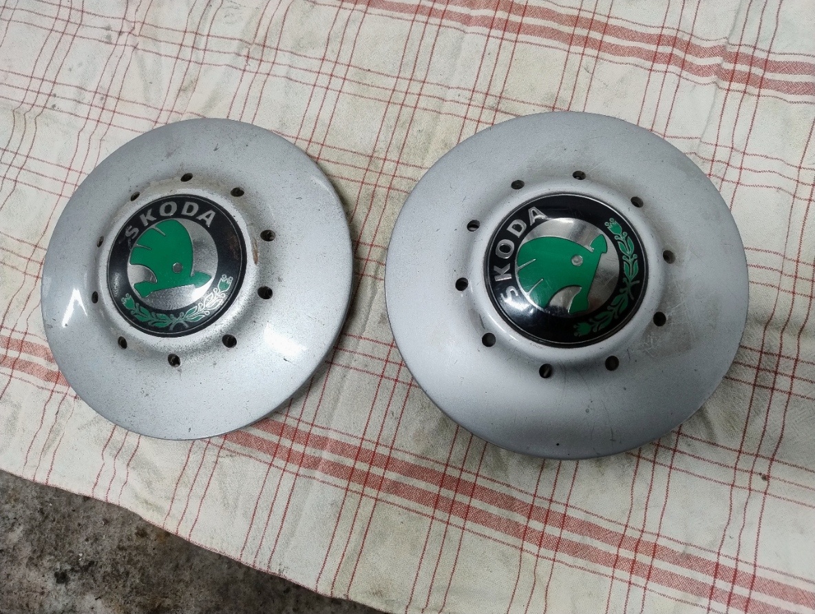 POKLICE ŠKODA FELICIE - 2