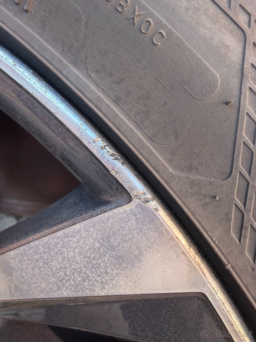 Alu kola Perseus R18 - 2