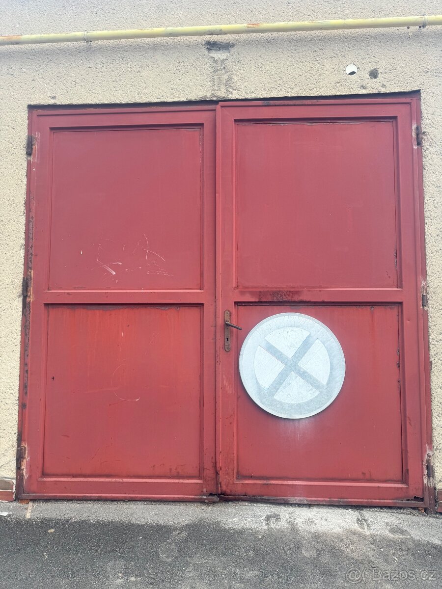 Plechová vrata - 2