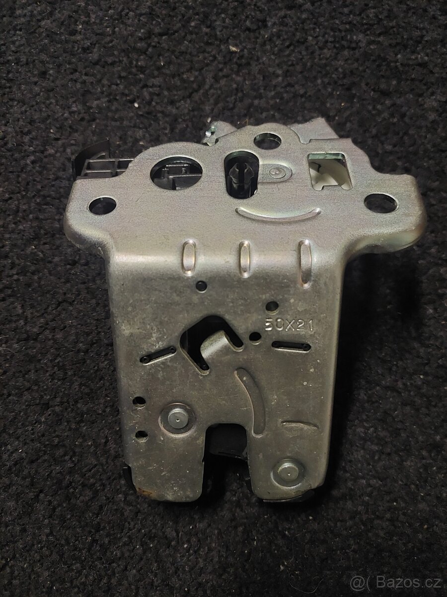 Škoda Superb 2 - zámek kufru - 2ks - 2