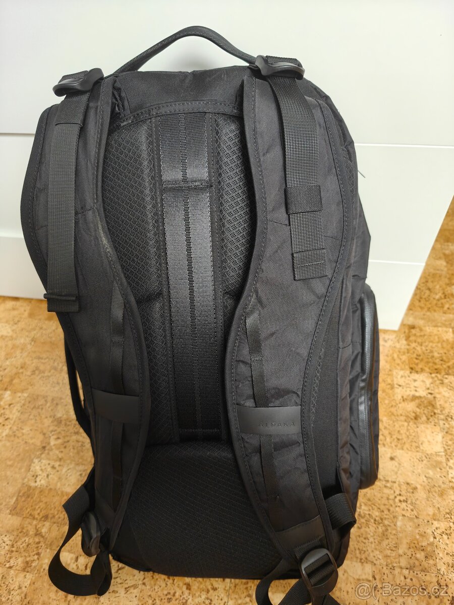 Alpaka Elements Travel Backpack 35L - 2
