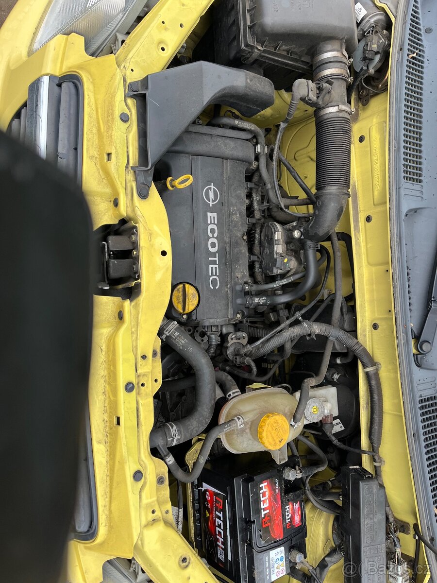 Opel Agila 1.2, 55kw r.v2004 - 2