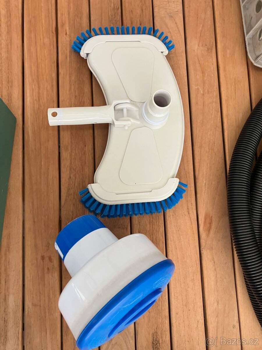 skimmer, plachta, vysavač - 2