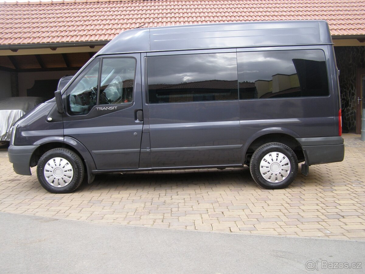 Transit MINIBUS uprava pro vozickare 1 majitel - 2