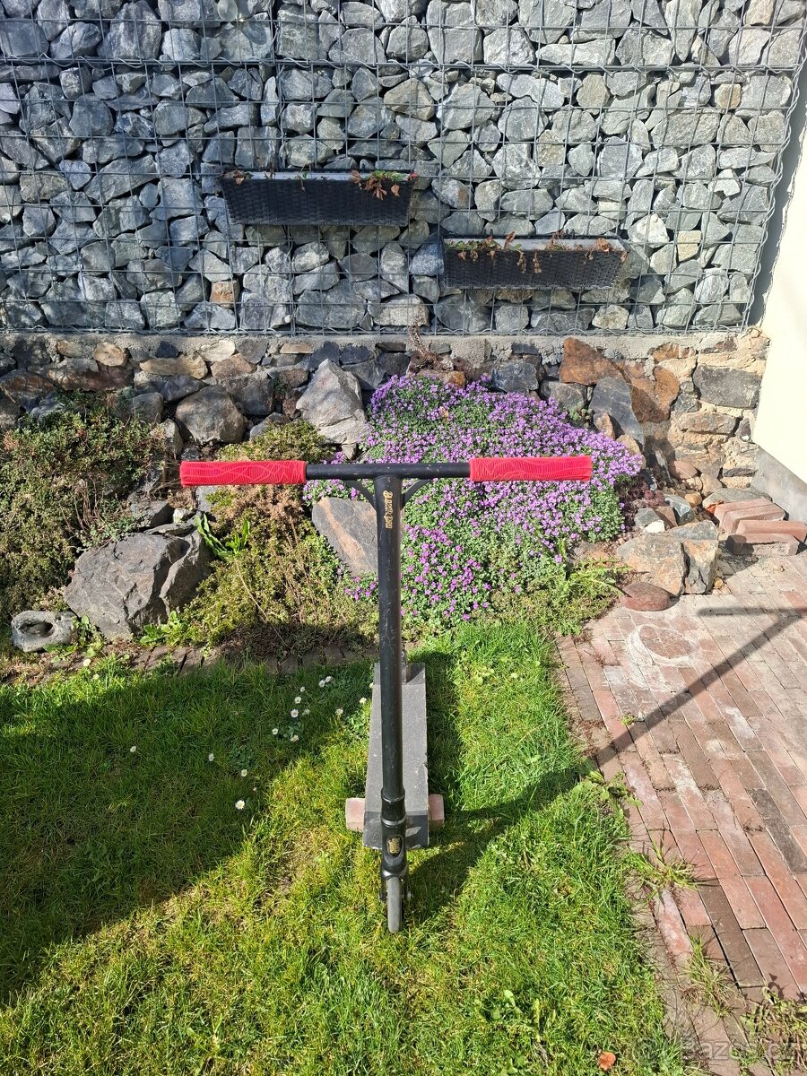 Freestyle koloběžka Blazer Pro - 2