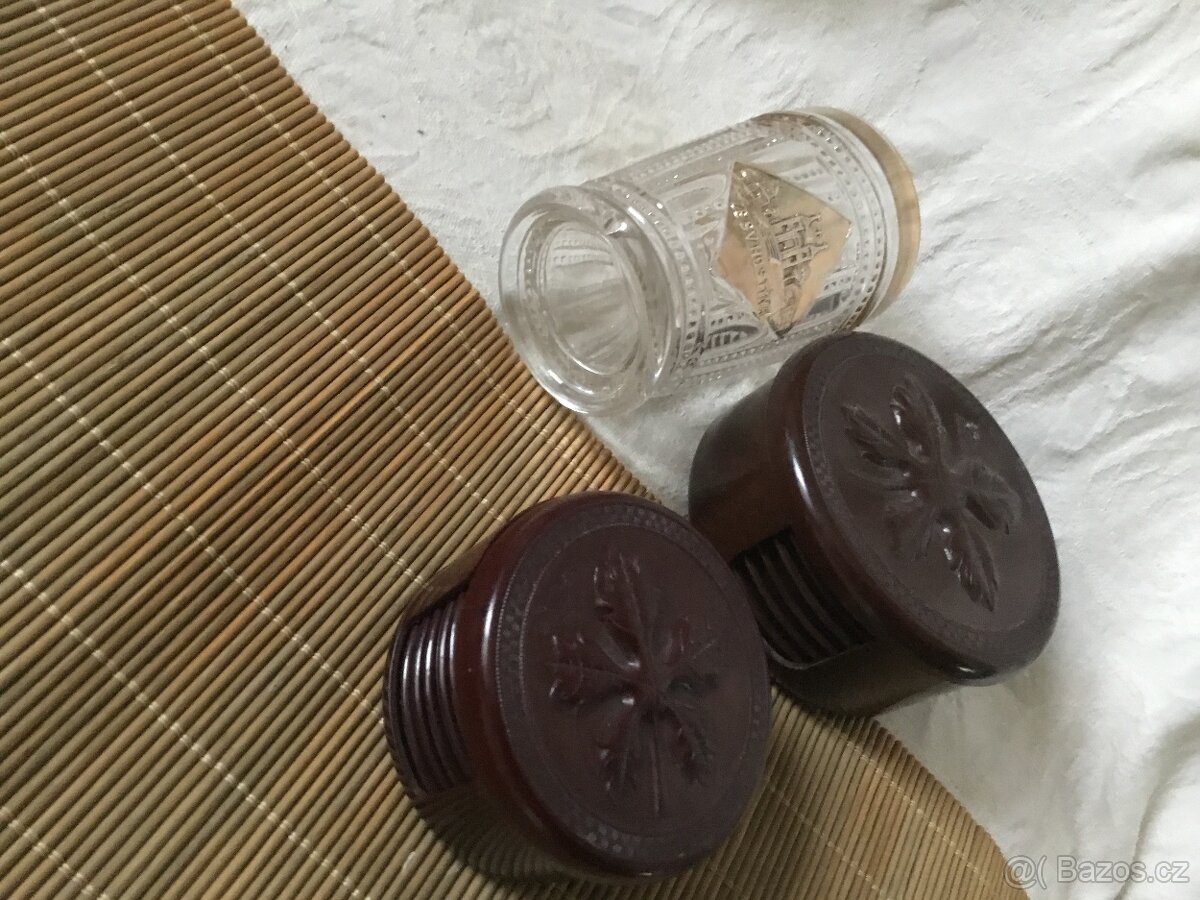 podtacky, sklenice Hostyn, sklenice se Svejkem, odlivky - 2