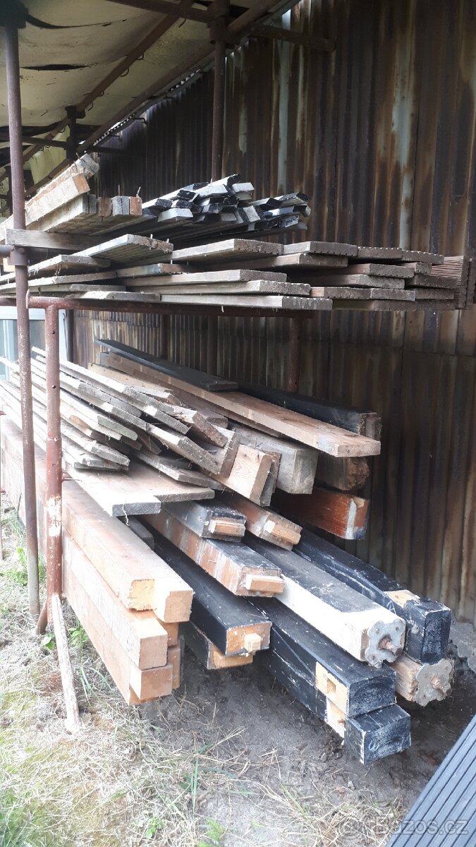 DŘEVO : Fošny , trámy , hranoly , prkna - 2