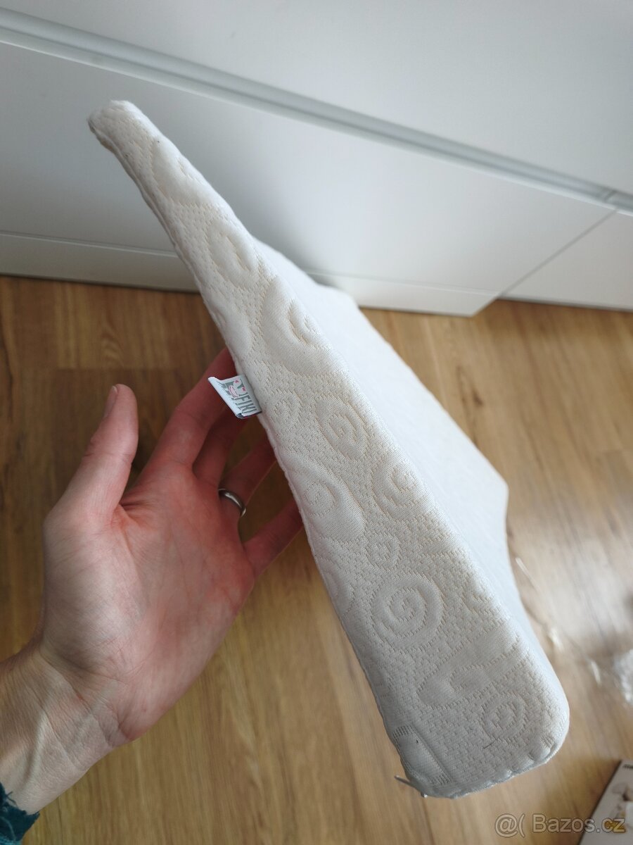 Klín do postýlky - 2