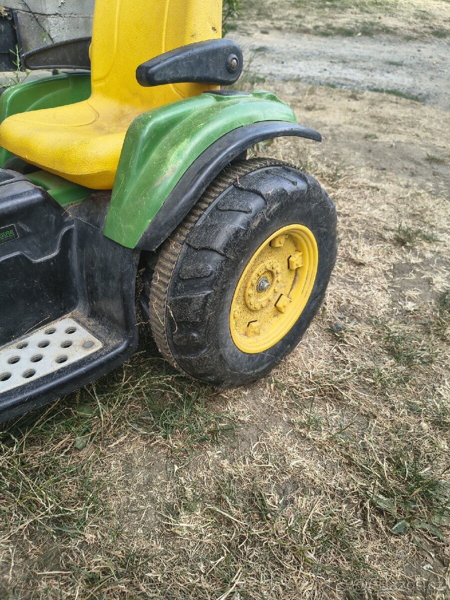 Prodám dětský elektrický traktor na ND - 2