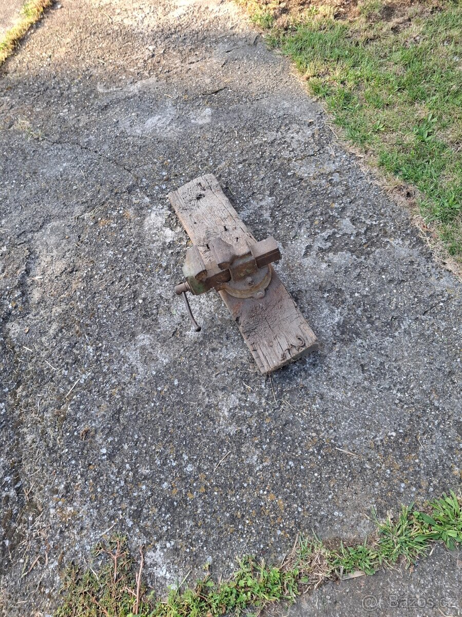 Prodám svěrák - 2